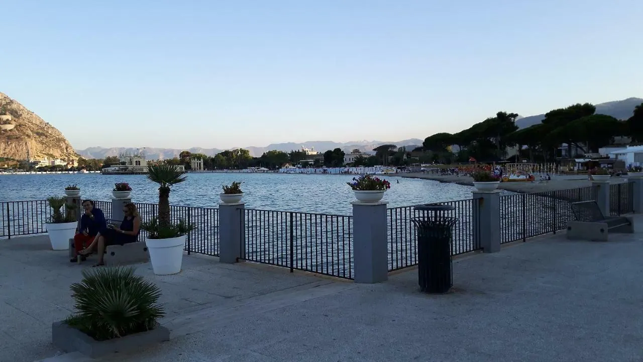 Casa Di Loretta Bed and Breakfast Palermo